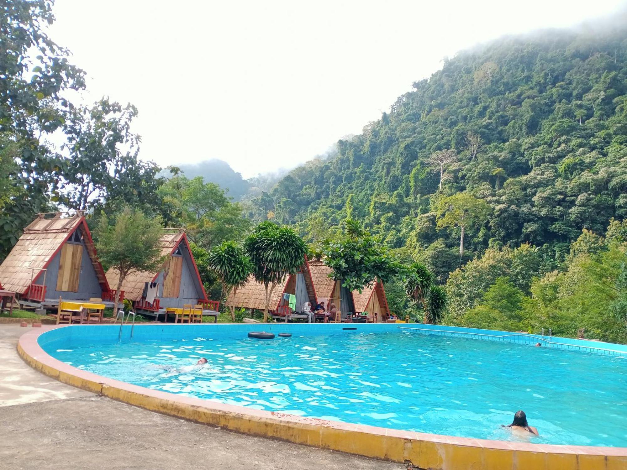 Campingsite Swimming Pool Ban Nongkham Exterior photo
