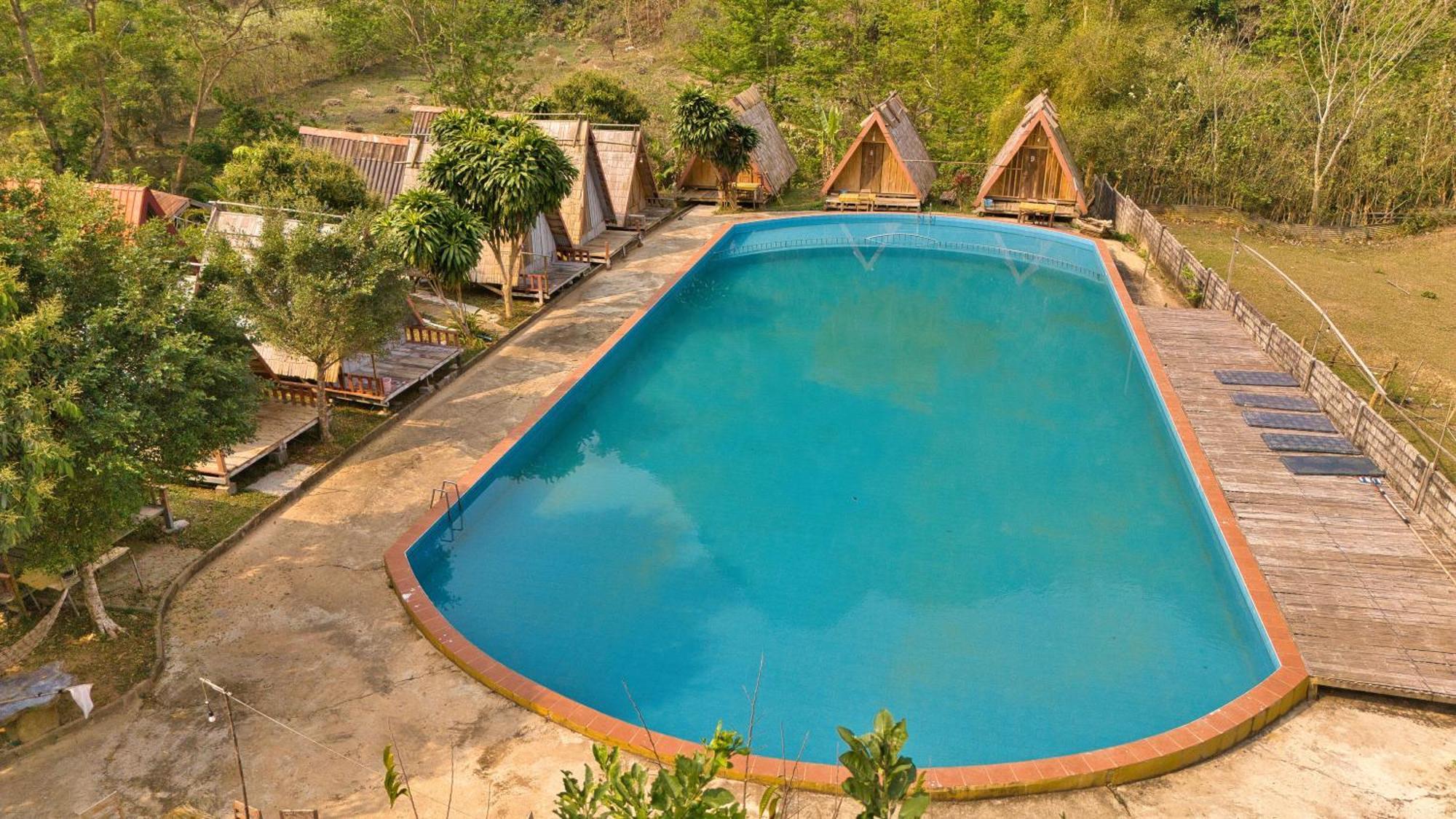 Campingsite Swimming Pool Ban Nongkham Exterior photo
